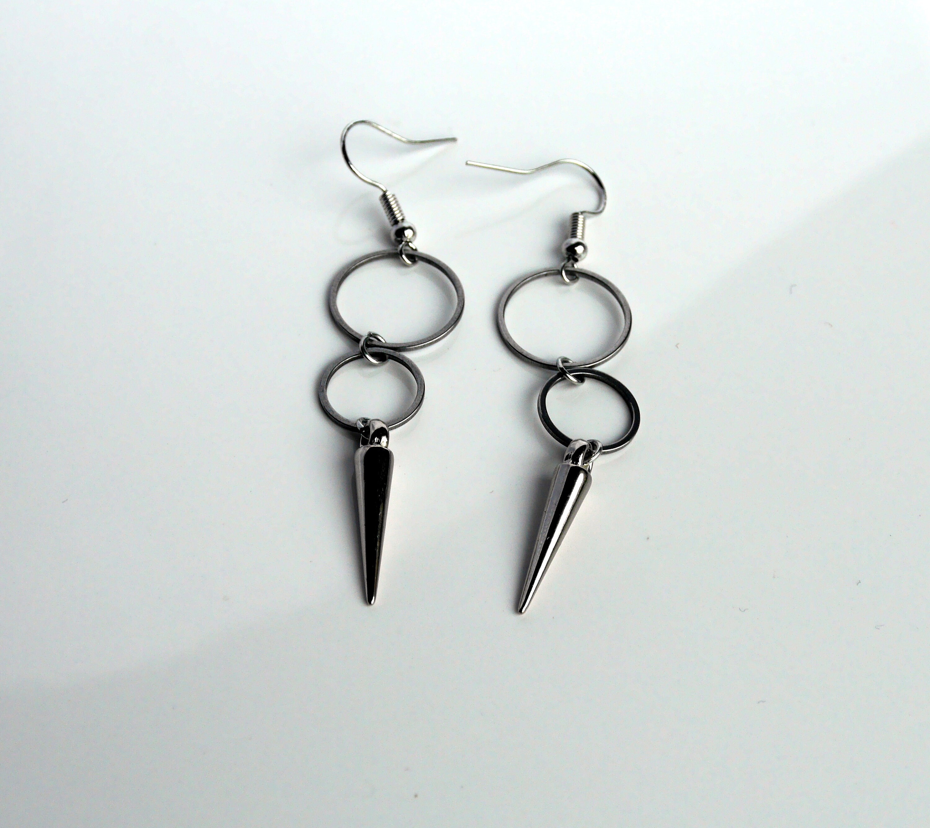 ピアス Spike Pendant Drop Clip-On Earrings Amazon.com: Fiklon Black Dangle Earrings For Women Trendy