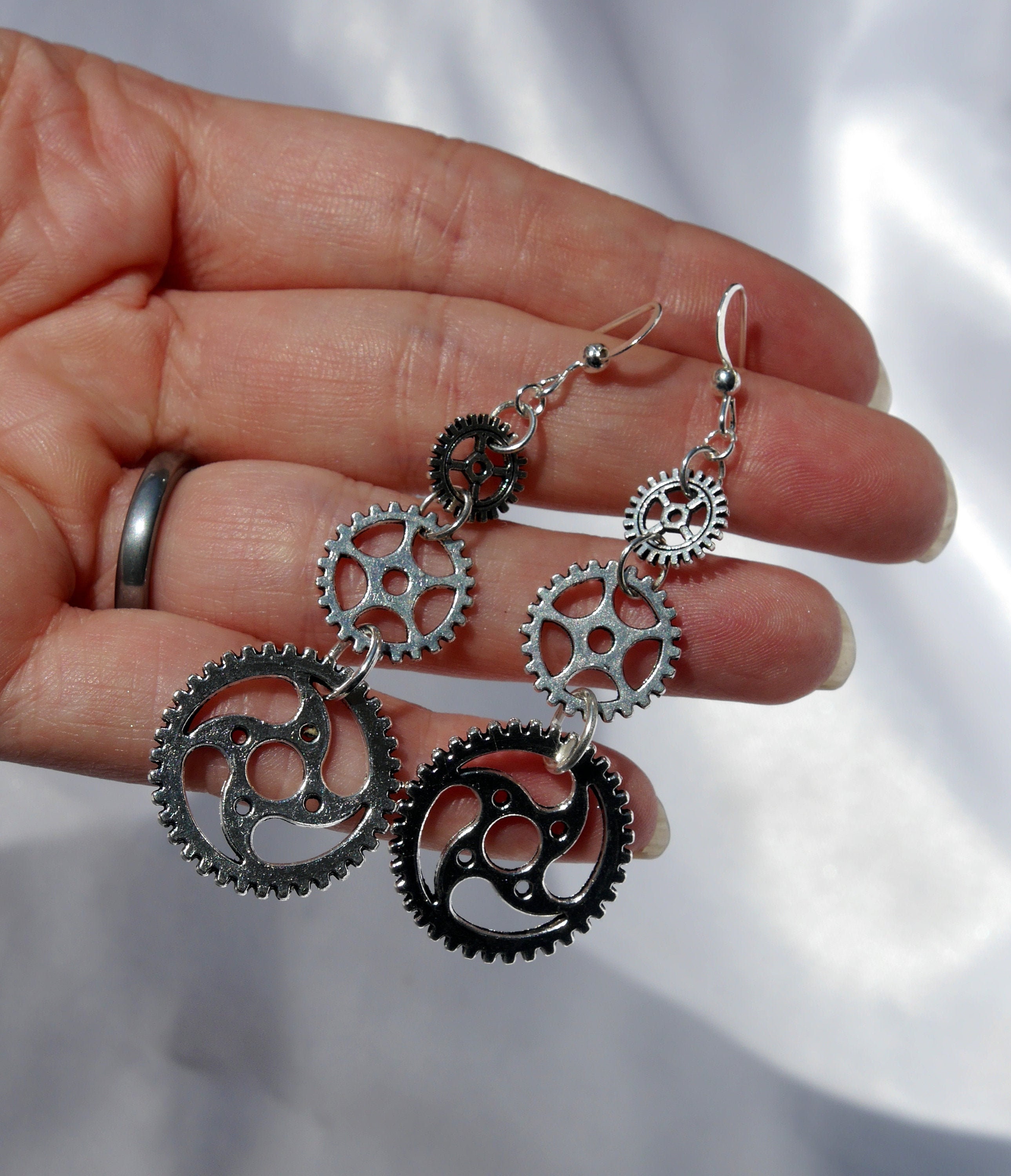 IssysArts Cog and Gear Steampunk Earrings, Mech Style Silver Gear Clip On Earrings, Cyberpunk Gear Wheel Earrings, Silver Hanging Cog Stud Earrings IssysArts Cog and Gear Steampunk Earrings, Mech Style Silver Gear Clip On Earrings, Cyberpunk Gear Wheel Earrings, Silver Hanging Cog Stud Earrings
