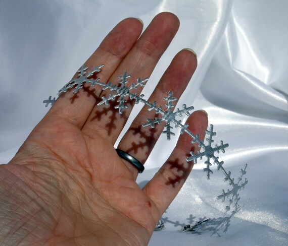 Christmas choker necklace hot sale