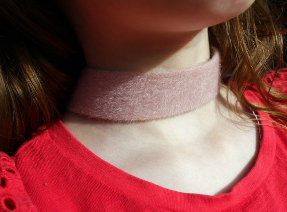 Furry choker best sale