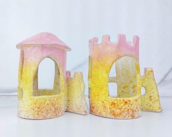 Castillo de cerámica rosa hecho a mano, decoración única para acuarios y refugio para peces, cerámica para jardín, castillo hecho a mano, casa de cerámica, decoración para acuarios