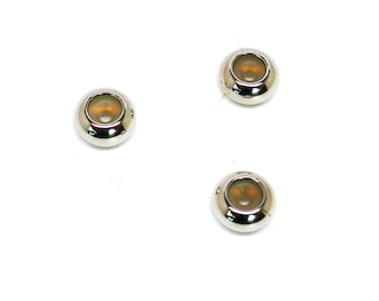 10 perline con fermagli scorrevoli distanziatori - diametro 6 mm - nucleo in silicone - tono argento - P00952