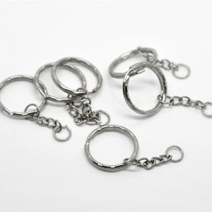 10 Keyring Blanks Key Fobs with Chains Antique Silver Tone Splitring J19405B