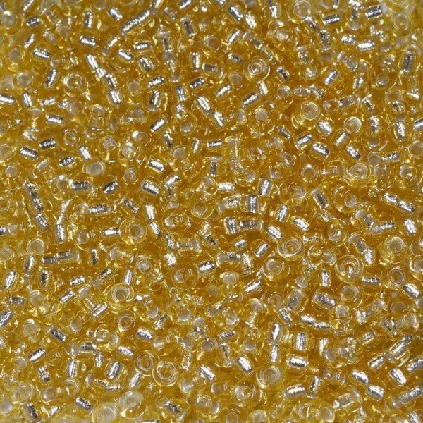 22g Rocailles Miyuki Seed Beads - 8/0 - Silver Lined Light Gold (2) - S0396