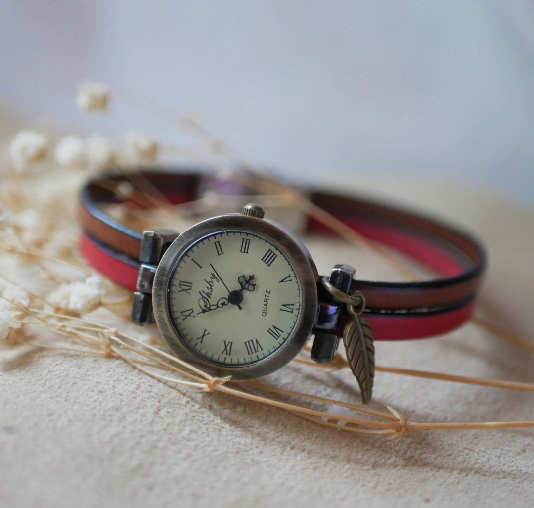Montre femme vintage bracelet aux cuirs personnalisable par