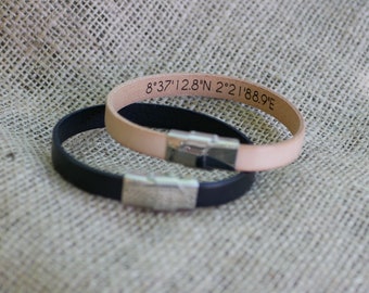 Armband met geheime boodschap gegraveerd in het leer, sieraden aanpasbaar door gemengde man vrouw te graveren