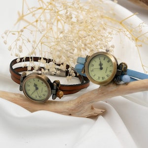 Montre femme vintage bracelet cuir double personnalisable par gravure au cadran bronze, 29 couleurs de cuir, cadeau pour elle personnalisé image 3