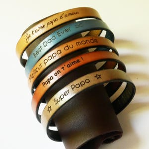 Gepersonaliseerde leren armband met naamgravure voor mannen voor Vaderdag, met verstelbare sluiting - gepersonaliseerd gegraveerd sieraad cadeau voor hem