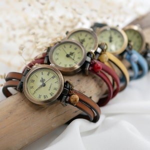 Montre femme vintage bracelet cuir double personnalisable par gravure au cadran bronze, 29 couleurs de cuir, cadeau pour elle personnalisé image 8