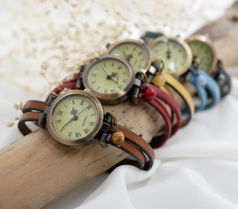 Custom leather woman watch, choose engraving text, leather colour, watch face for an unique boho woman Mother day gift image 8