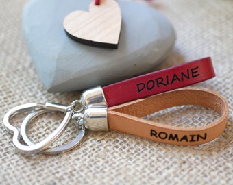 Porte clé cuir personnalisé par gravure, petit cadeau couple homme ou femme St Valentin, porte-clef bijou personnalisable par message prénom