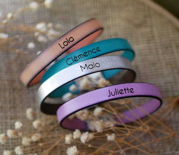 Bracelet Femme En Cuir Rose Avec Fermoir Magnétique - Longueur 19,5 Cm - Neuf Avec étiquettes