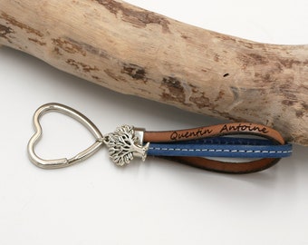 Personalized leather keychain engraved with names or love words, custom bag jewelry keyring gift for women and men