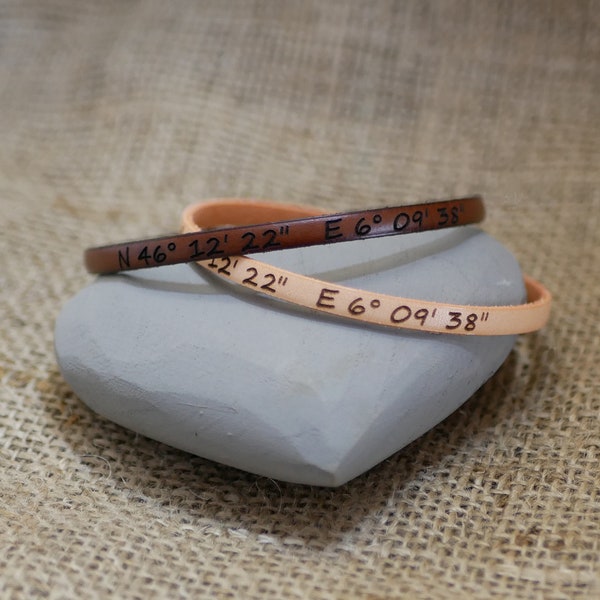 For couple gift personalized leather bracelets with same engraving as coordinates, names, date, wedding anniversary favour gift