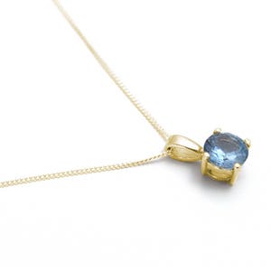 Pendant Solitaire 4 Claw Aquamarine set in 9ct Gold, March Birthstone