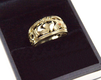 Claddagh Wedding Ring 9ct Gold