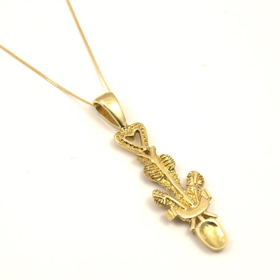 Pendant Gold Welsh Traditional 3 