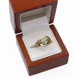 Celtic Trinity Knot Ring 9ct Gold
