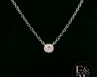 Collier moissanite en or blanc 9 carats