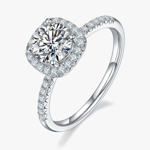 Sterling Silver 1ct certified Moissanite Diamond Halo Ring 18ct Gold Plated