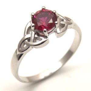 Sterling Silver 1ct Ruby Cubic Zirconia Trinity Knot Ring