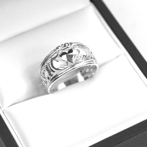 925 Silver Full Claddagh Ring with trinity detailed band UK Made