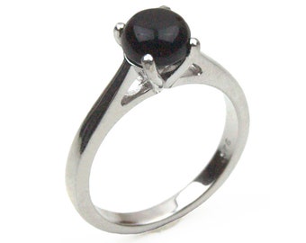 Sterling Silver Ring Black Onyx Cabochon Set in Sterling Silver (108)