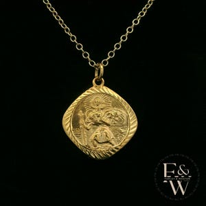 9ct Yellow Gold Saint Christopher Pendant