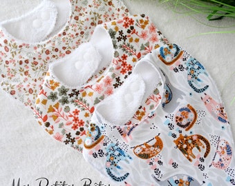 Floral baby girl bibs, adjustable pressure bibs, cotton and bamboo sponge bibs, bandana bib 0-12 months