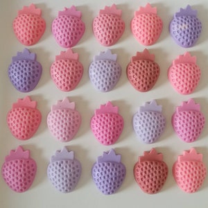 Strawberry scented mini soap- party favours - baby shower favours- wedding favours