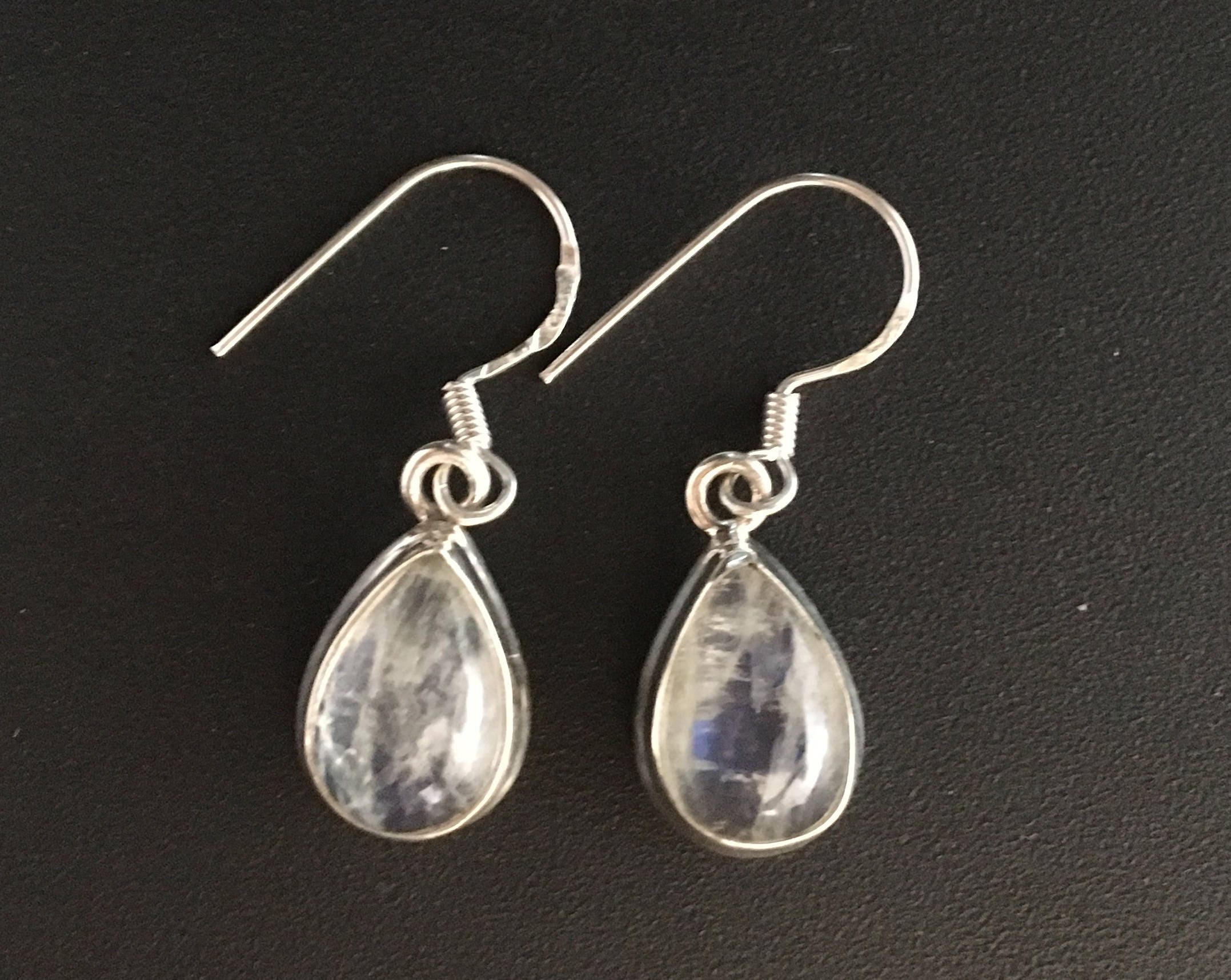 ☆ENGBROX☆ silver925 milky moonstone earring EBEA25010SV UNICEF Market | Rainbow Moonstone Earrings Sterling Silver