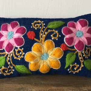 Schminktasche, Schminktasche, Blumentasche, Hand bestickte Tasche, Kosmetiktasche, Geschenk für sie, Federmäppchen, Schminktasche, Geschenk für Freunde