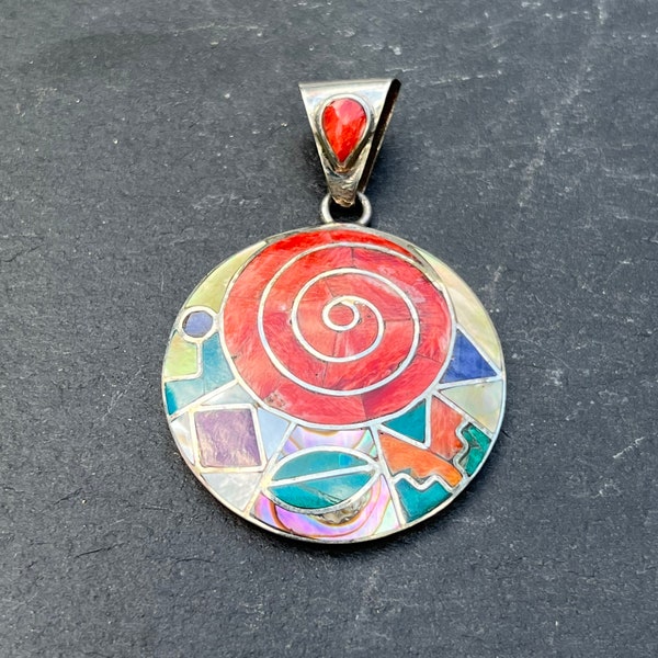 Mosaic Pachamama silver pendant, Spiral Pachamama Necklace, Geometric silver pendant, Mother Earth Pendant, silver circle pendant