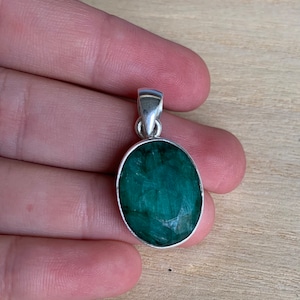 Emerald sterling silver pendant, Faceted  oval emerald silver pendant, Emerald pendant, Green silver pendant