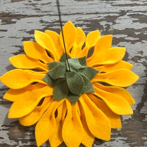 Sunflower Stem Craft Kit, Spring Tablescapes, Felt Fun at Home, Fun Adults & Kids image 3