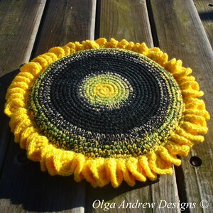 Sunflower chair seat cushion crochet pattern, crochet sunflower pattern, large sunflower crochet pattern, sunflower PDF OlgaAndrewDesigns043 image 4