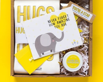 Box of Sunshine Care Package: Bomullsväska, komplimanger, ljus och kakor