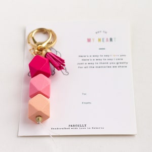 Key to my Heart Keychain. Valentine Day Gift. Key to My Heart for Her. Long Distance Keychain. Girlfriend Gift Ideas. Valentines. Galentines