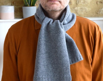 Mens scarf knitting pattern, instant PDF download, knitting projects, beginner easy knitting patterns.