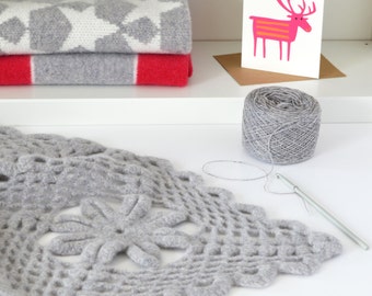 Luxury Lambswool Crochet Lace Throw Kit: Includes Pattern & Hook