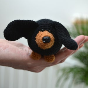 Sausage Dog DIY Crochet Kit, Amigurumi Dachsund pattern, Cute Crochet Gift.