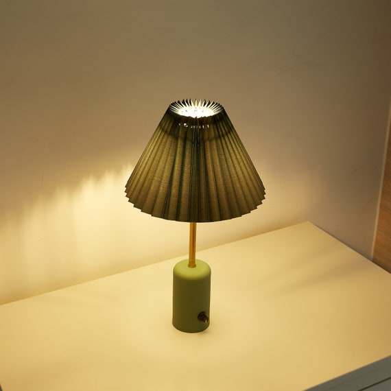 Rechargeable LED Lamp, Edison the Petit