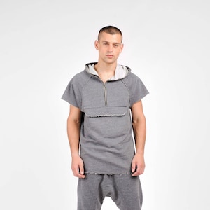 New Sleeveless Zipper Top/ Men&#39;s Asymmetric Sweatshirt Top / Extravagant Vest by AakashaMen