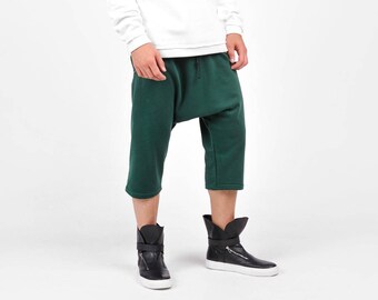 Nouveau Pantalon ample décontracté mi-mollet avec entrejambe bas avec poches latérales par AakashaHomme