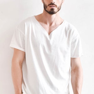 Casual Plain V-neck T-shirt A90351М image 3