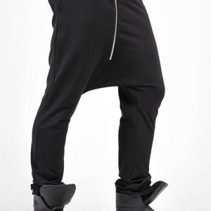 Casual Drop Crotch Zipper Harem Pants / Extravagant Drop Crotch Asymmetric Zipper Pants by AakashaMen A05368M image 9