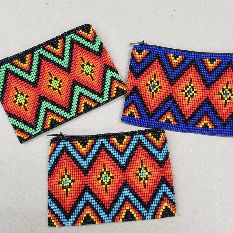 Bows Beaded Coin Purse main image 1