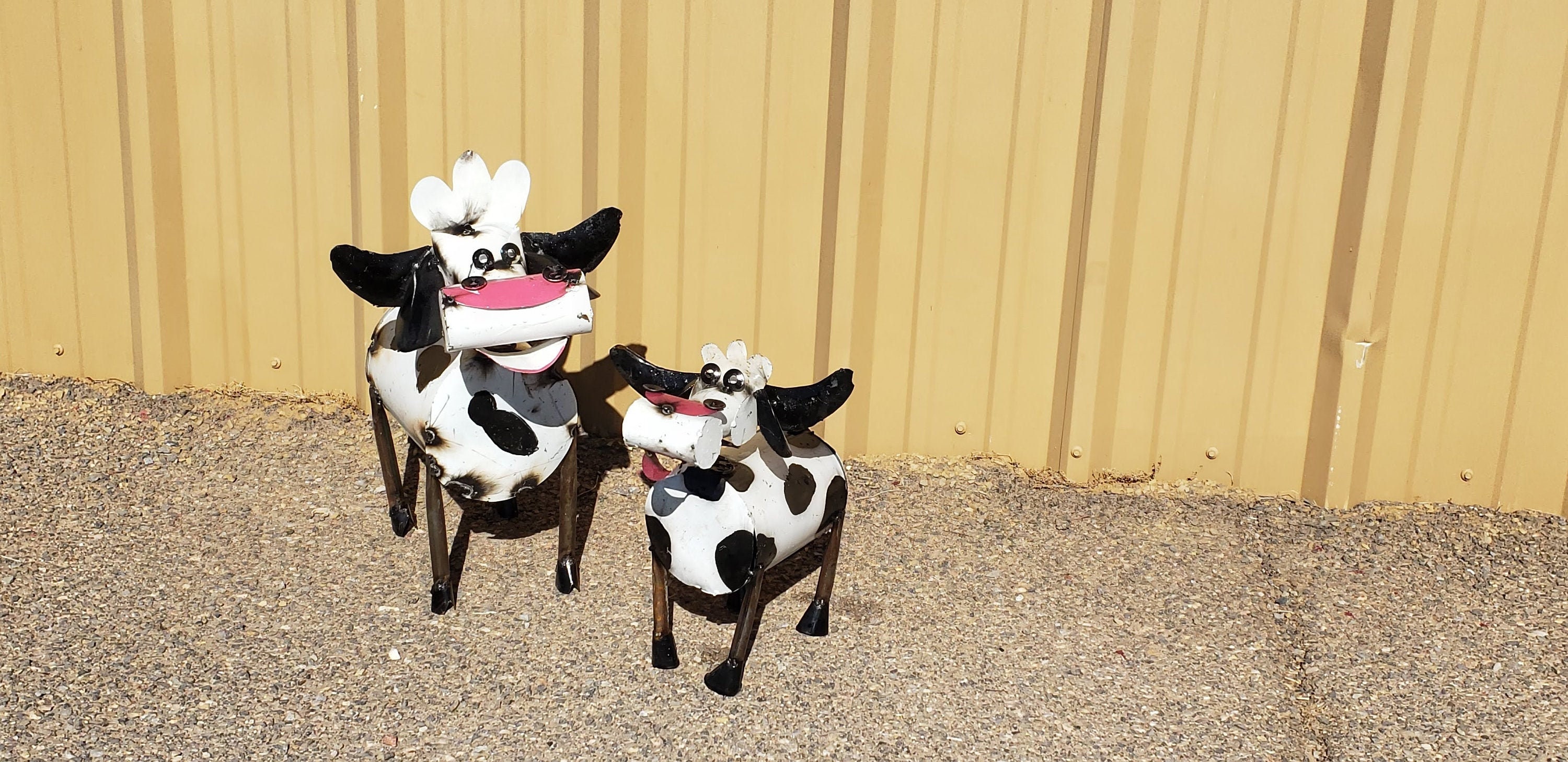 Metal Garden Art | Rustic metal cow. metal cow. rustic cow. small metal cow.cow decor. cow signs. garden decor. farmhouse decor.home.decor.