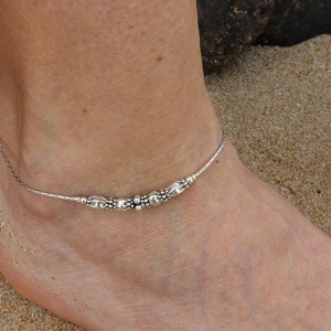 Sterling silver ankle bracelet,handmade silver anklet,original delicate silver ankle,dainty ankle chain ajustable,silver ethnic beads anklet