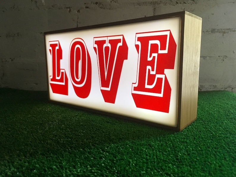 Love Light Box Cool lighting wedding accessory